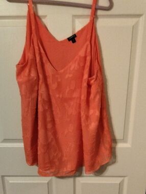 Coral Jacquard V-Neck Chiffon Cami Top